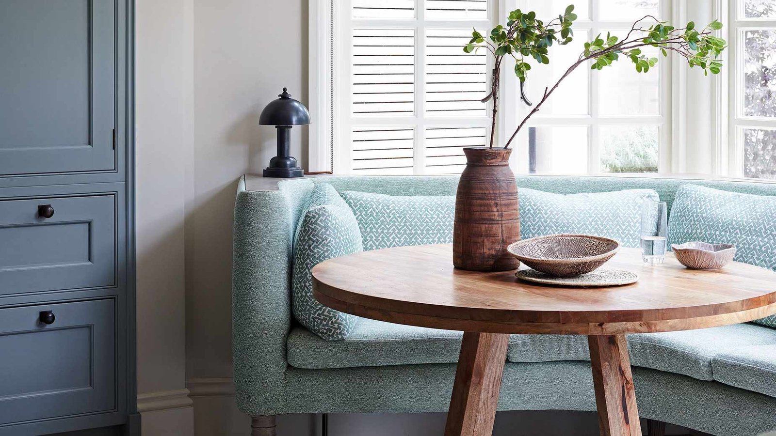 I'm a business owner and mom of 2 – these 5 home organizing systems keep me sane